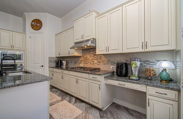 17915 Olde Oaks Estate Court, Cypress, TX 77433
