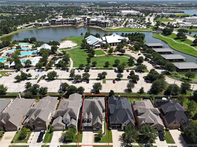 17915 Olde Oaks Estate Court, Cypress, TX 77433