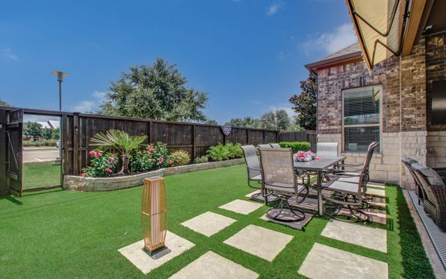 17915 Olde Oaks Estate Court, Cypress, TX 77433