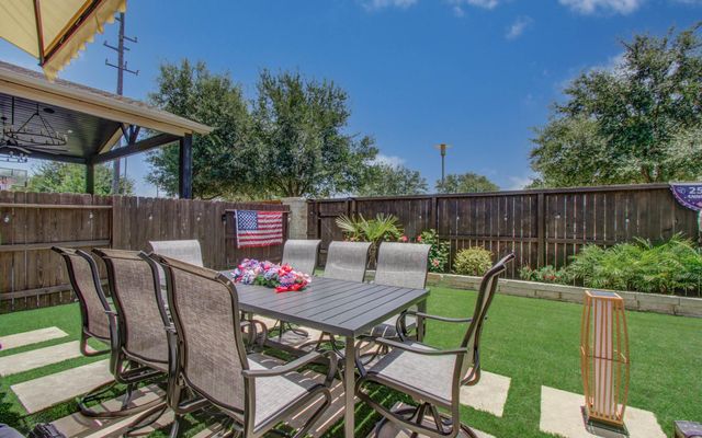 17915 Olde Oaks Estate Court, Cypress, TX 77433