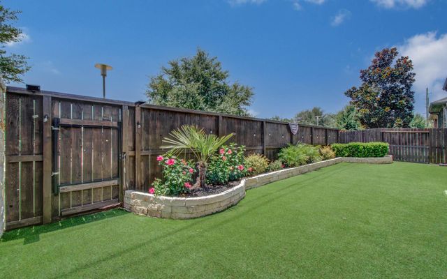 17915 Olde Oaks Estate Court, Cypress, TX 77433