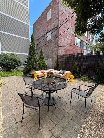35 Saratoga Street 1, Boston, MA 02128
