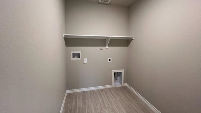 8509 HOLLYMEAD Lane, Fort Worth, TX 76131