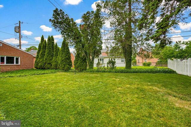 336 YARNALL DR, Springfield, PA 19064