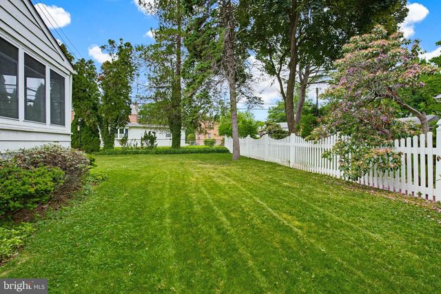 336 YARNALL DR, Springfield, PA 19064
