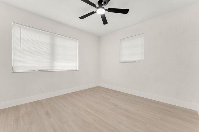 6572 Pierce Street, Hollywood, FL 33024