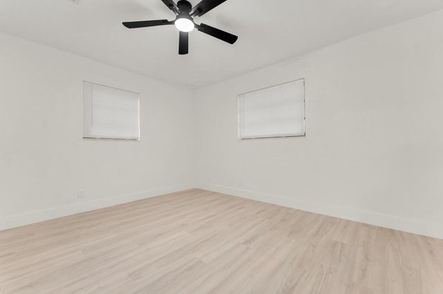 6572 Pierce Street, Hollywood, FL 33024
