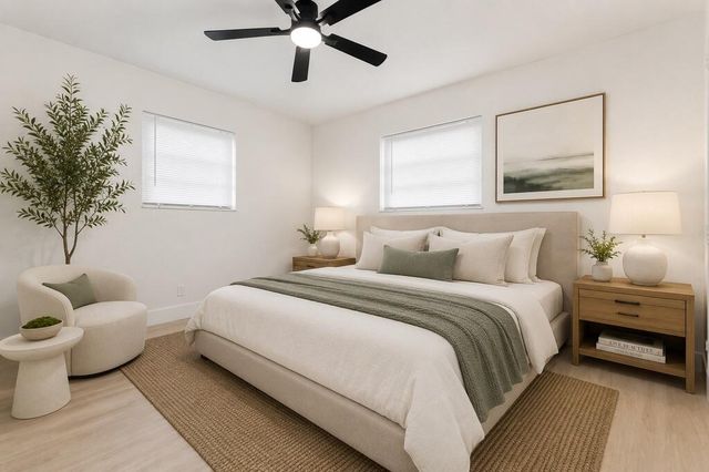 6572 Pierce Street, Hollywood, FL 33024