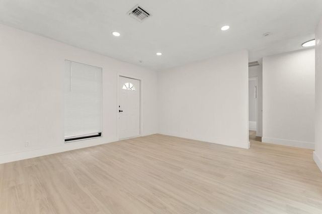 6572 Pierce Street, Hollywood, FL 33024