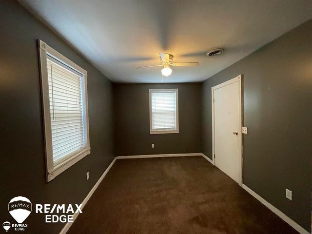 494 W Barnes Lake Road, Columbiaville, MI 48421