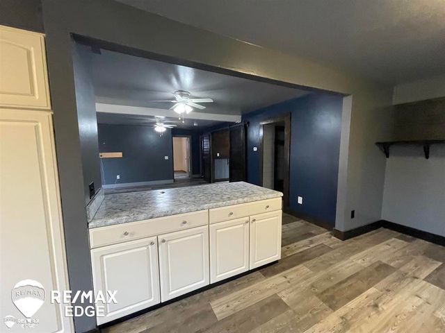 494 W Barnes Lake Road, Columbiaville, MI 48421