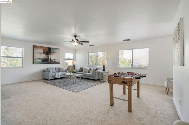 5065 Carbondale, Antioch, CA 94531