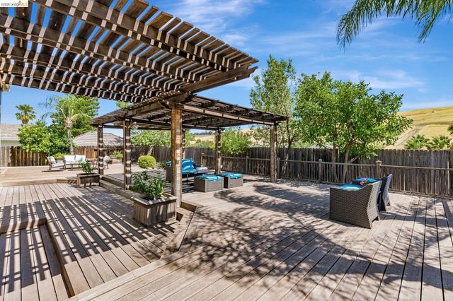 5065 Carbondale, Antioch, CA 94531