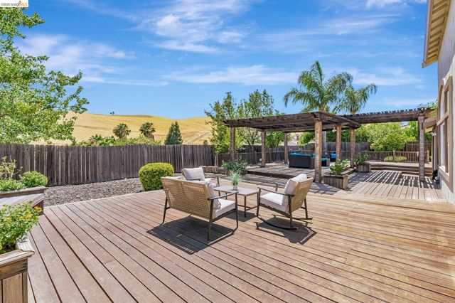 5065 Carbondale, Antioch, CA 94531