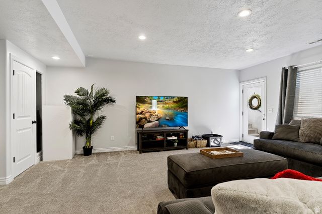 629 MARE DR, Kaysville, UT 84037