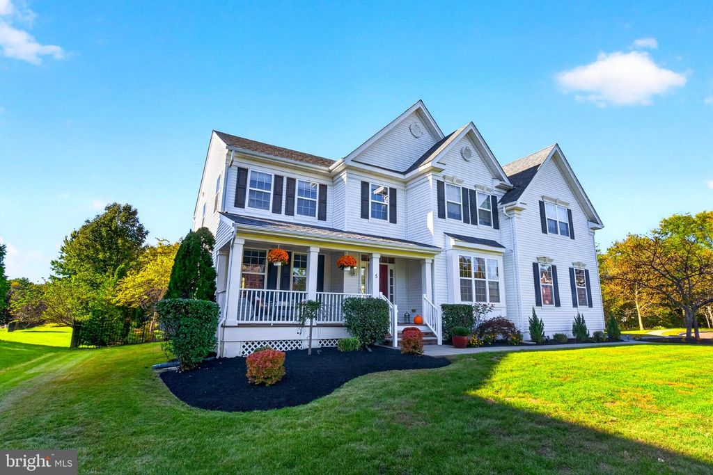 5 CRANBURY HILL CT, MOUNT LAUREL, NJ 08054 — exterior