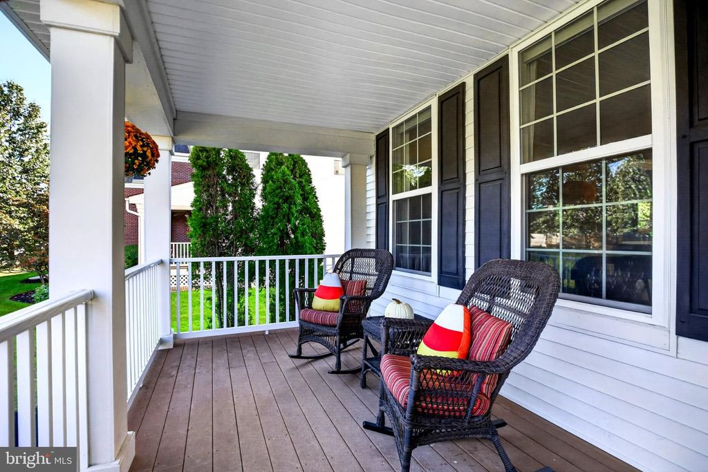 5 CRANBURY HILL CT, MOUNT LAUREL, NJ 08054 — photo 4