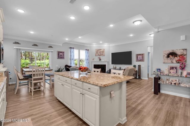 4 Bromley Lane, Manchester, NJ 08759