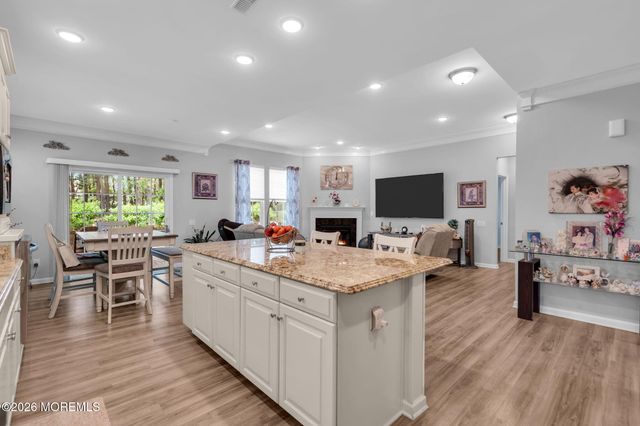 4 Bromley Lane, Manchester, NJ 08759