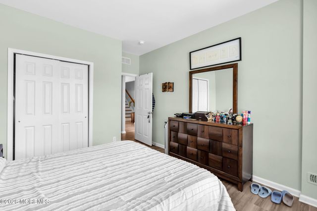 4 Bromley Lane, Manchester, NJ 08759