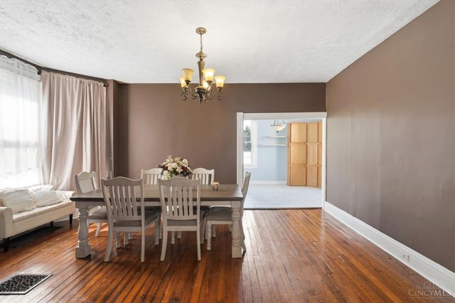 2040 Crown Avenue, Norwood, OH 45212