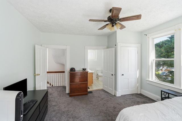 2040 Crown Avenue, Norwood, OH 45212