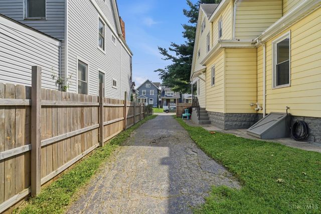 2040 Crown Avenue, Norwood, OH 45212