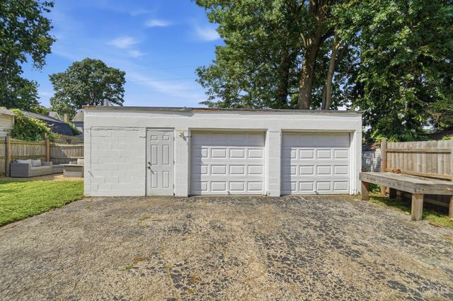 2040 Crown Avenue, Norwood, OH 45212