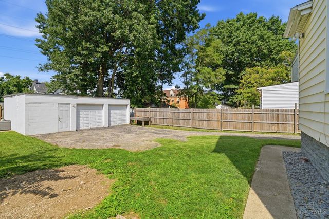 2040 Crown Avenue, Norwood, OH 45212