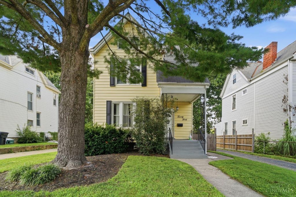 2040 Crown Avenue, Norwood, OH 45212