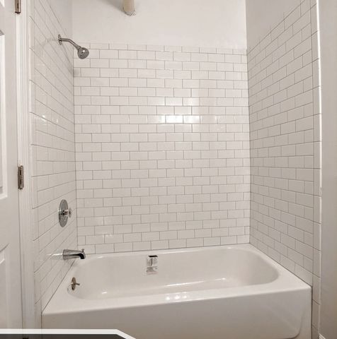 1542 N Kedzie Avenue G0, Chicago, IL 60651