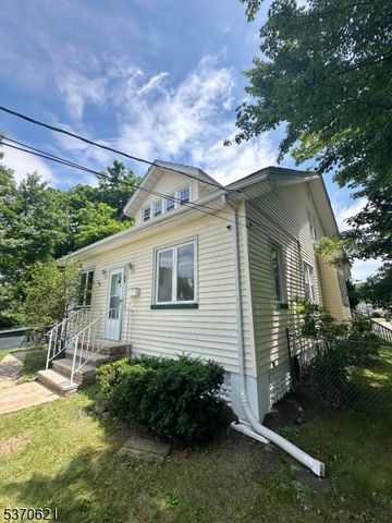 435 Broughton Ave, Bloomfield Twp., NJ 07003