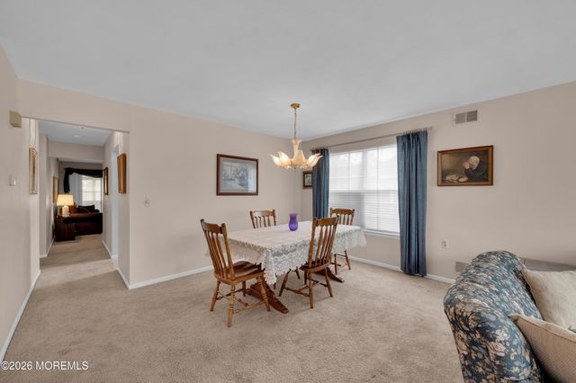6 Everest Drive N, Brick, NJ 08724
