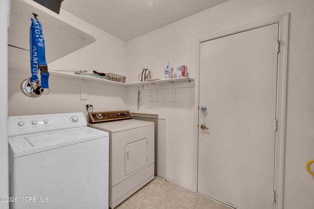 6 Everest Drive N, Brick, NJ 08724
