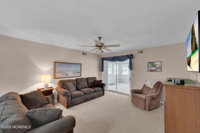 6 Everest Drive N, Brick, NJ 08724