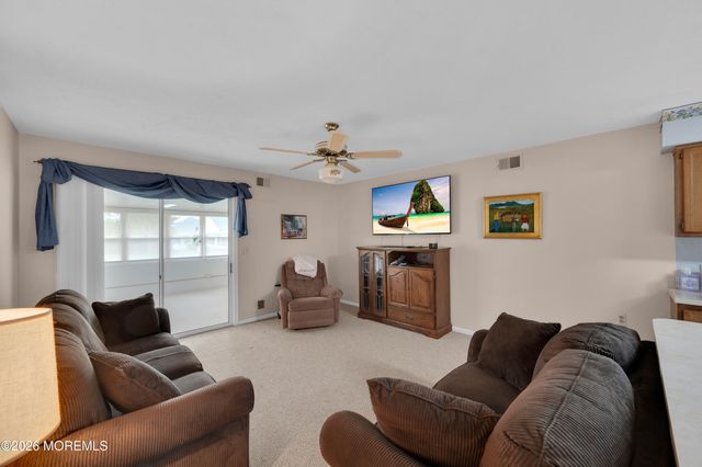 6 Everest Drive N, Brick, NJ 08724
