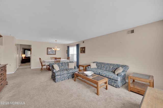 6 Everest Drive N, Brick, NJ 08724