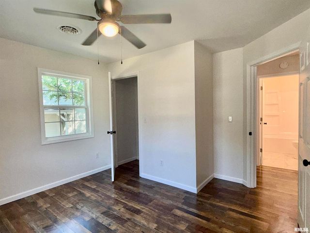 101 OAK Drive, Metropolis, IL 62960