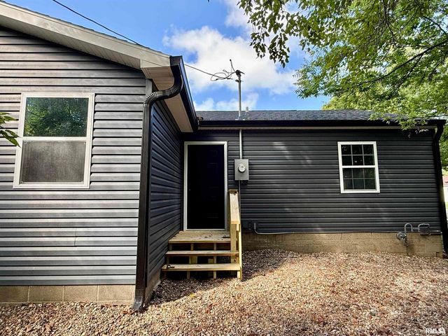 101 OAK Drive, Metropolis, IL 62960