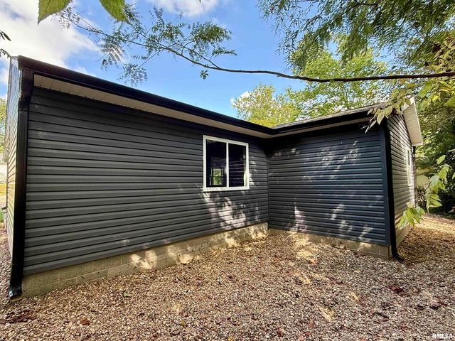 101 OAK Drive, Metropolis, IL 62960