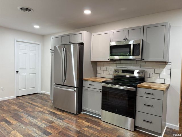 101 OAK Drive, Metropolis, IL 62960