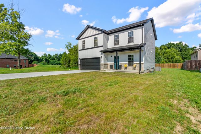 9300 River Trail Dr, Louisville, KY 40229