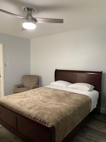 355 N Post Oak Lane 641, Houston, TX 77024