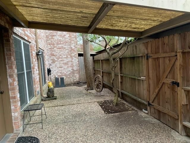 355 N Post Oak Lane 641, Houston, TX 77024