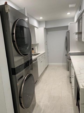 355 N Post Oak Lane 641, Houston, TX 77024