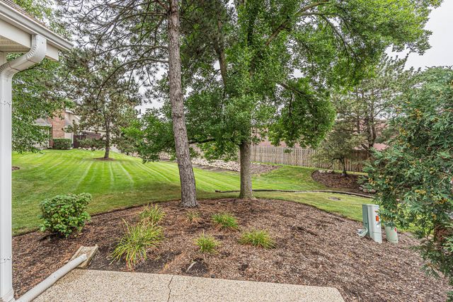 2026 N Windham Court, Arlington Heights, IL 60004