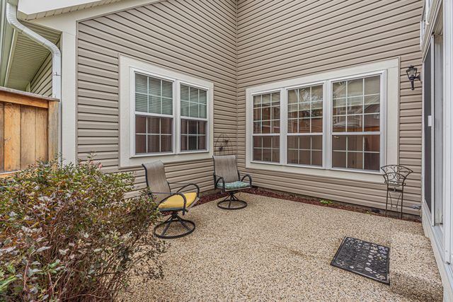 2026 N Windham Court, Arlington Heights, IL 60004
