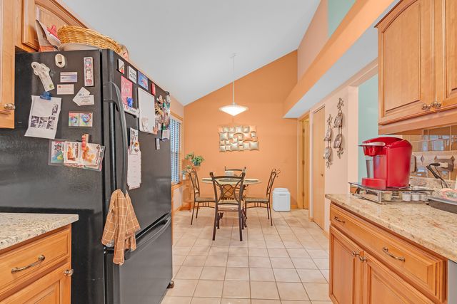 2026 N Windham Court, Arlington Heights, IL 60004