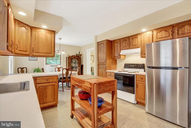 303 CROWL RD, Westminster, MD 21158