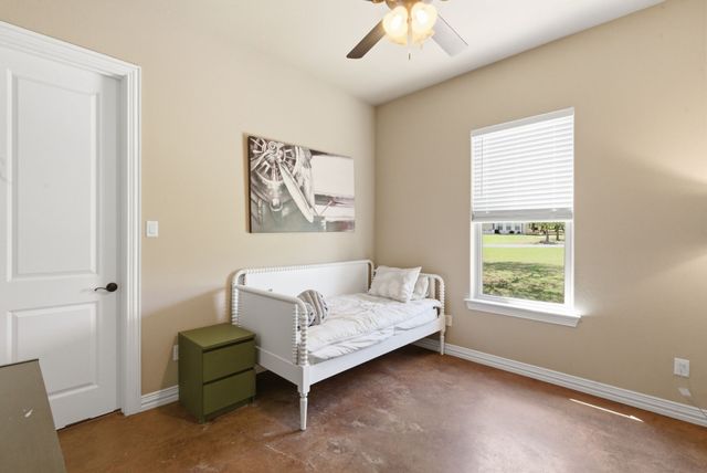 104 Oak Bend Court, Lipan, TX 76462